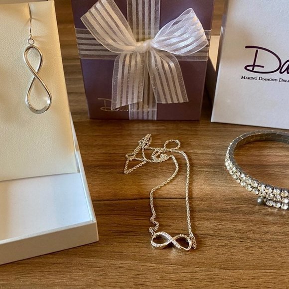 Daniel's Jewelry Daniels The Infinity Jewelry Set Poshmark